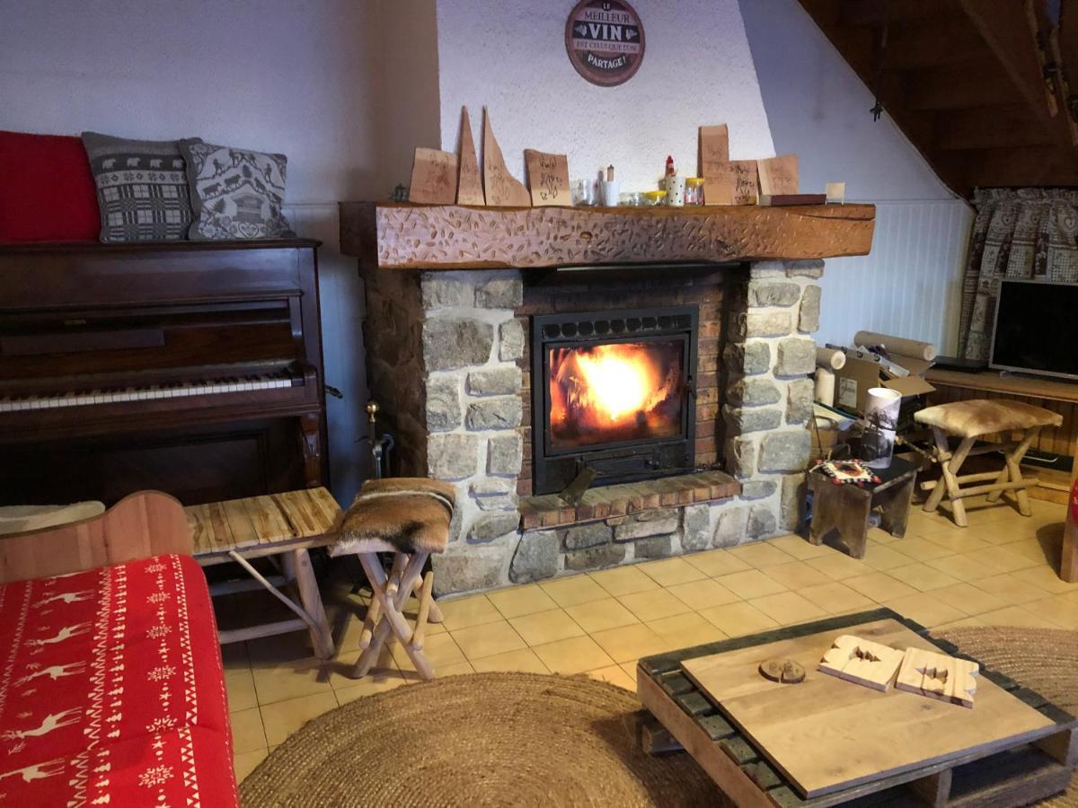 Le Chalet De La Goutte Saint-Appolinaire  المظهر الخارجي الصورة
